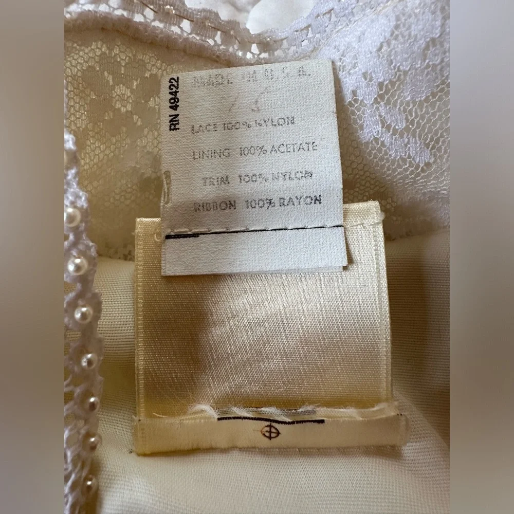 1980’s Gunne Sax Wedding Gown - Picture 5 of 11